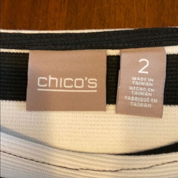 Chico’s | Short sleeve blouse - Picture 7 of 7